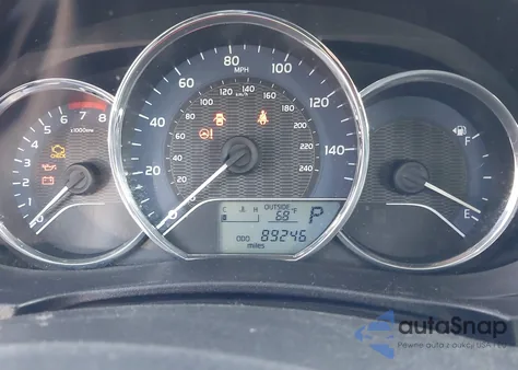 2014 Toyota Corolla Le z USA, uszkodzony, nr VIN 2T1BURHE6EC062209